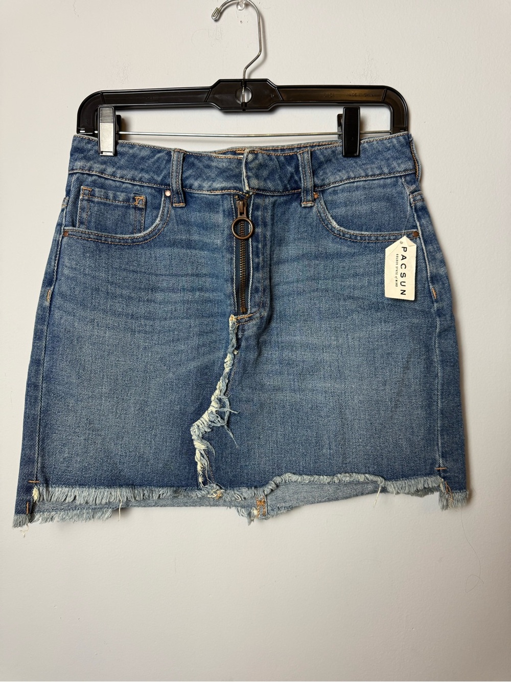 PacSun Medium Blue Denim Frayed Mini Skirt with Ring Zipper size 25